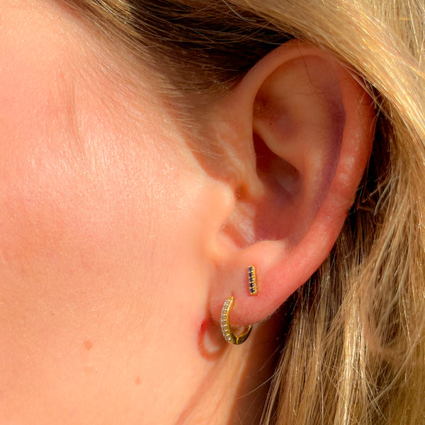 Mini Huggie with Pavé White Topaz Gold